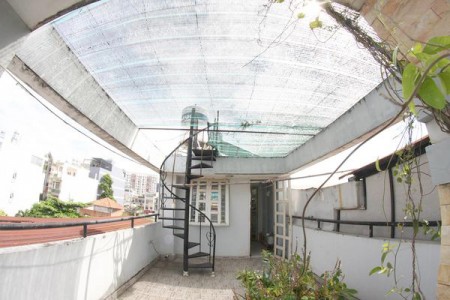 Chính chủ bán gấp nhà Nguyễn Hồng Đào Quận Tân Bình 32m2 giá rẻ.