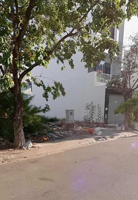 Bán Lô góc 106 m2 MT Ba Vân giao Trương Công Định, giá 3tỷ9 sổ sẵn giao nền công chứng ngay