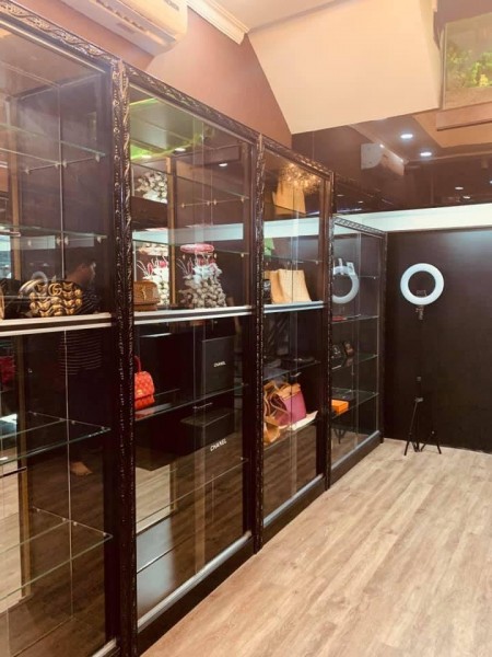 Cho thuê nhà Mặt tiền Nguyễn Đình Chiểu Q3 - 7tầng 6máy lạnh 34tr/th
