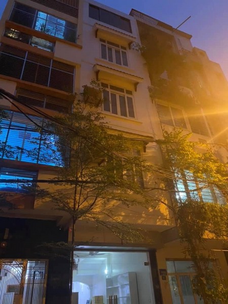 Cần bán nhà Phố Trần Đăng Ninh, Quận Hà Đông, Hà Nội dt 30m2, 5 tầng, giá 4,9 tỷ