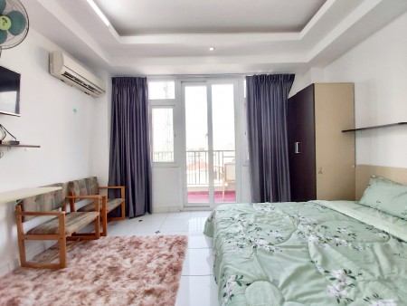 Căn Hộ Ban Công 2PN Gần Huỳnh Văn Bánh Q. Tân Bình