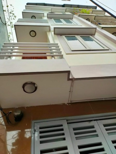 Nhà đẹp Minh Khai ngõ thông, thoáng, gần phố, Times city 42m 5 tầng 3 tỷ 800