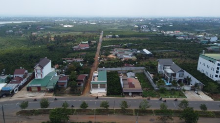 Đất thổ cư phường LỘC PHÁT ngay trung tâm thành phố BẢO LỘC giá chỉ 800tr