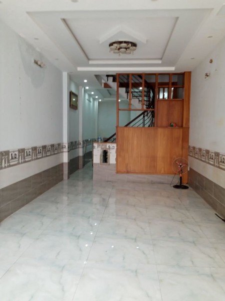 Cho thuê NC HXH Thoại Ngọc Hầu, Q.Tân Phú dt 4 x 16m (2L) giá 13 Tr/th