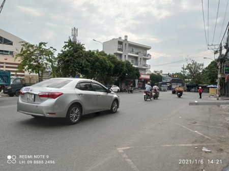 Bán nhà mặt tiền Trường Chinh dt 3000m2 giá thương lượng