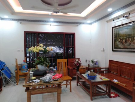 Bán nhà Hà Đông. DT 60m x5t. Mặt tiền 4.7m. Giá 4.8 tỷ