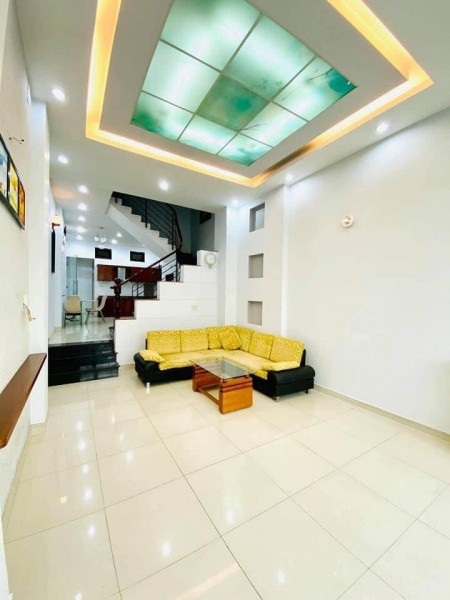 Bán nhà mặt tiền Tân Bình, 80m2, hẻm 8m, giá chỉ 13.2 tỷ.