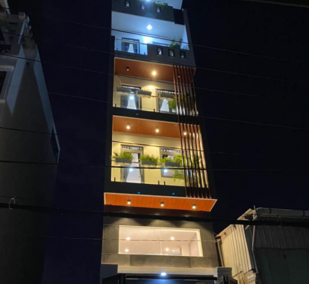 Nhà mặt tiền 5 tầng ngay ngã tư phường 6, Gò Vấp diện tích 250m2 giá 7,8 tỷ TL.