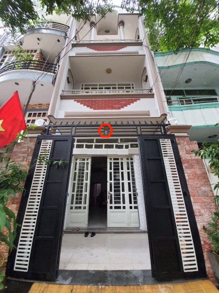 Mặt Tiền Công Viên Nguyên Hồng 4x18m trệt. 2lầu.