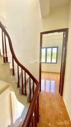 Bán nhà riêng mới xây đường Lĩnh Nam lô góc 30m ô tô đỗ 33m2 x 5 tầng 2.250tỷ