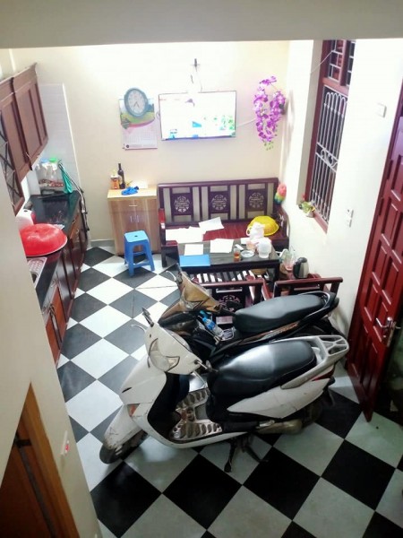 Nhà đẹp gía rẻ Đông Thiên Hoàng Mai DT 24m2 3 tầng gía chỉ 2.05 tỷ
