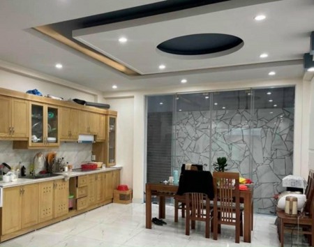 Bán nhà mặt phố Tây Sơn, vỉa hè, ô tô, KD. 70m2 MT5.5m nhỉnh 15 tỷ