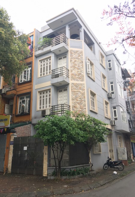 Cho thuê nhà Văn Quán mặt đường đôi view công viên, căn góc 2 mặt tiền 4 tầng kinh doanh đỉnh