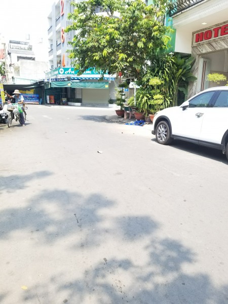 Cho thuê mặt bằng 100m2 đường Phạm Hữu Lầu 8 triệu, Quận 7