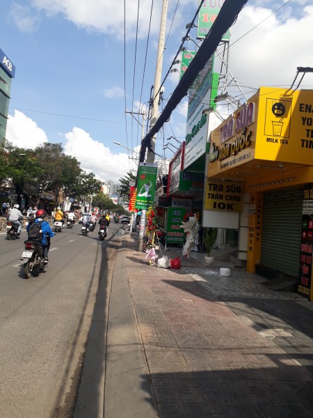Nhà mặt tiền Huỳnh Tấn Phát P.Tân Phú dt 4.5x16.5m,giá 10.3 tỷ