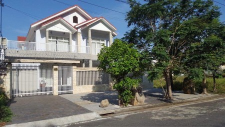 Chính Chủ Cần Bán Biệt Thự Đường Lê Văn Lương. LH 0934868717