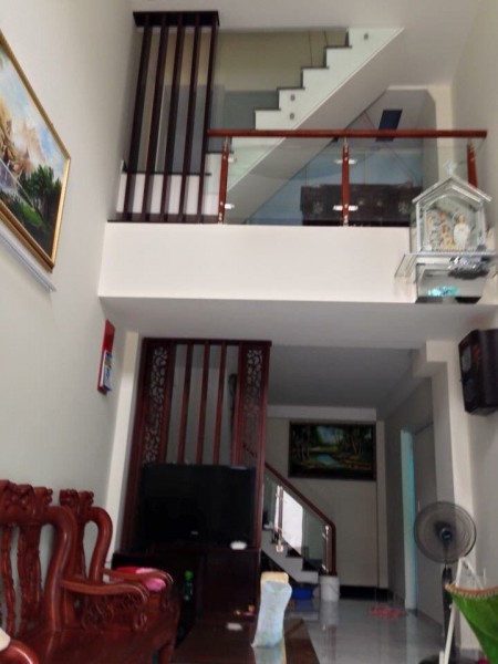 Nhà Quận 7 96m2 8x12 nở hậu, kề sát Phú Mỹ Hưng chỉ 5.3 tỷ
