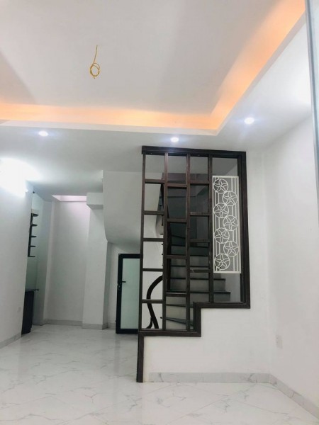 Bán nhà Yên Duyên đẹp rẻ ngõ rộng sổ đỏ chính chủ