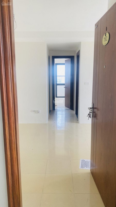 Bán chung cư 67m2, 2PN-2WC, giá chỉ 1130tr tại CT1A Yên Nghĩa. Lh: CTCT