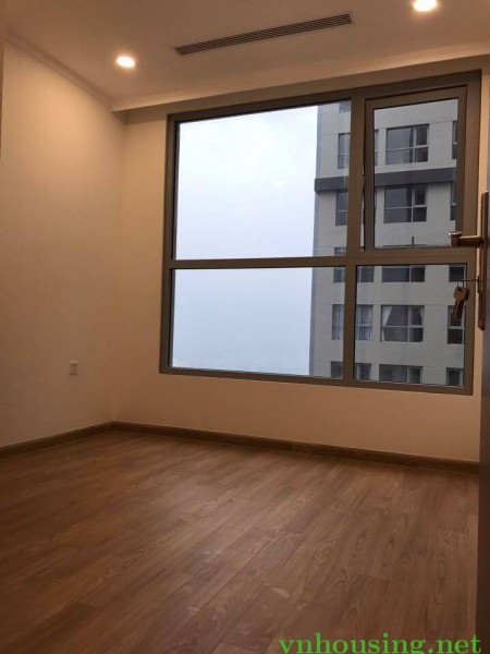 Cho thuê căn hộ chung cư Time Tower 3pn dt 134m2 đồ cơ bản. Giá: 14Tr/Tháng