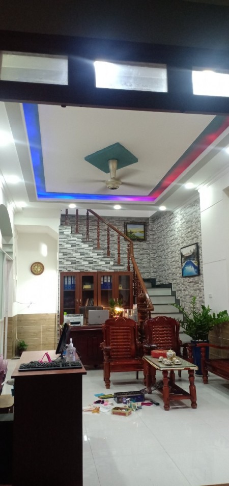 Chính chủ bán gấp nhà Võ Thị Sáu Đông Hòa Tp - Dĩ An.