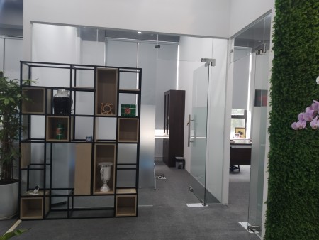 CHO THUÊ VP 50M2 GIÁ CHỈ 15.5TR PHỐ HOÀNG CẦU, ĐỐNG ĐA, HÀ NỘI, VỊ TRÍ NHIỀU TÒA NHÀ VĂN PHÒNG, NHÌN RA HỒ... 0399109999.