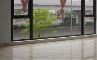 Cực hot, nhà mặt phố Phạm Văn Đồng, DT 58m, 5T, MT 6m, giá 7.9 tỷ