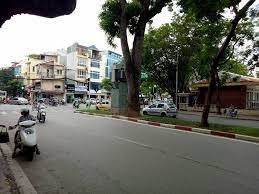 Cần bán nhà mặt phố Lê Hồng Phong, Ba Đình, Hà Nội 50m2, 5 tầng, 16 tỷ.