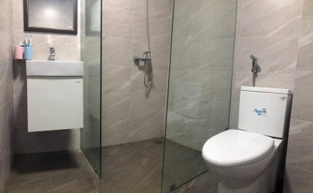 BÁN NHÀ LÔ GÓC, KHÂM THIÊN, QUẬN ĐỐNG ĐA. DT 60M*4T. GIÁ 5,3 TỶ.