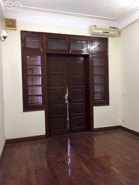 HÀNG HIẾM CẦU GIẤY 27M2 MT 4M GIÁ 2.65 TỶ BA GÁC ĐỖ CỬA CHO THUÊ VUI 20TR/THÁNG