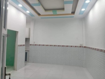 Bán nhà quận 4 mới toanh 3 lầu giá chỉ 2 tỷ 2
