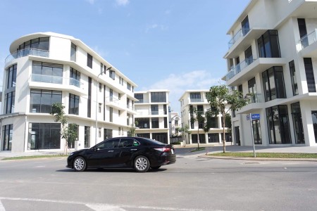 Đi đến slide 8