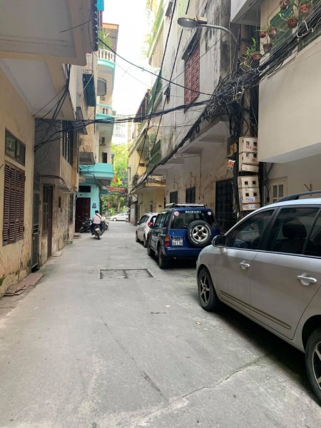 Bán nhà Văn Điển ô tô tránh, 61m, mt 15m, giá 2.4 tỷ.