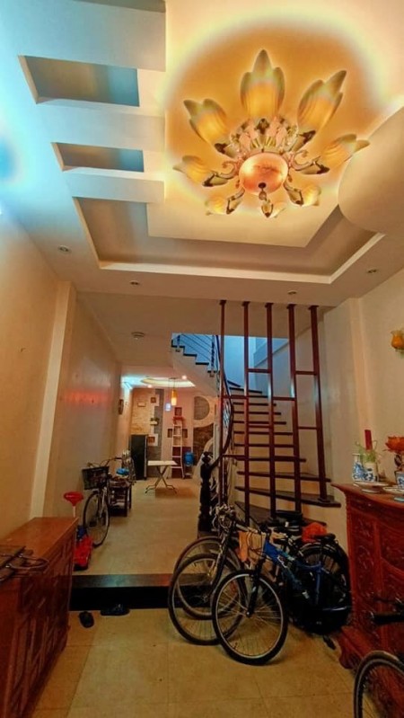 LÕI BA ĐÌNH 5 TẦNG NHÀ MỚI ĐẸP CÁCH Ô TÔ 30M TIỆN ÍCH NGẬP TRÀN DÂN TRÍ CAO