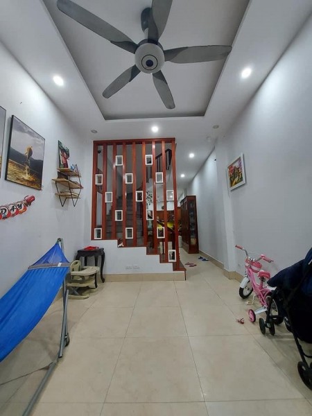 BÁN NHÀ PHỐ NGYỄN VĂN LINH, 45M2, MT5, GIÁ 2.8 TỶ