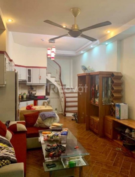 Bán nhà Thụy Khuê, Tây Hồ, 41m2, giá 3.2 tỷ.