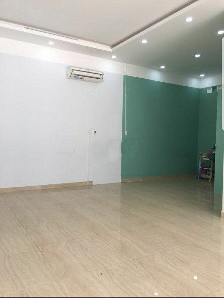 Cho thuê mặt bằng 125m2 đường Nguyễn Thị Thập giá 25 triệu
