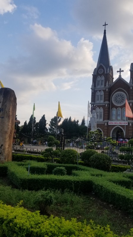 Đất mt Nguyễn Văn Cừ, phường Lộc Phát, tp Bảo Lộc, cách ql20 3km, shr chỉ 650tr