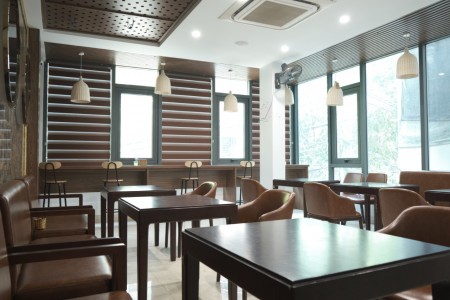 CẦN BÁN NHÀ CHÍNH CHỦ TẠI PHỐ TRẦN PHÚ HÀ ĐÔNG VỪA Ở VỪA KINH DOANH SIÊU THUẬN LỢI