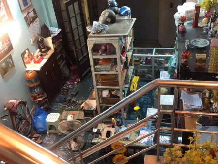 Cần tiền bán gấp nhà ngõ 15 Phương Mai, 40m2, mặt tiền 4m ngõ rộng Vô đối. lh 0913458362