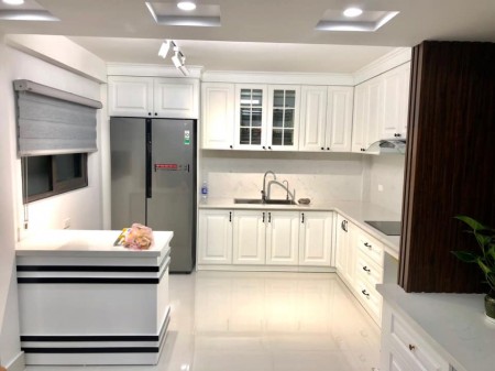 Bán Nhà Mới Gần Hồ Tây 62m2 5,5m Mặt Tiền Chỉ 4,8 tỷ