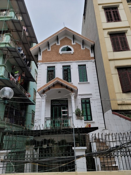 BIỆT THỰ SIÊU ĐẸP Ô TÔ TRÁNH, VÀO NHÀ LÔ GÓC 3 THOÁNG LH 0376557574