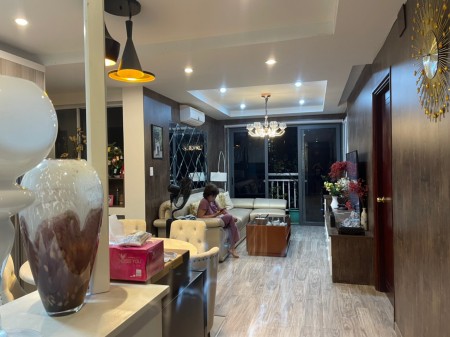 Bán nhanh căn hộ Cao ốc Thịnh Vượng, Quận 2- DT: 146m2- Giá 3.6 tỷ