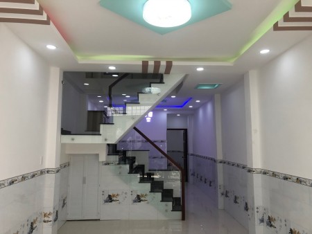 Cần bán nhà hẻm xe hơi Lac Long Quân Quận Tân Bình giá rẻ 4 tỷ 9