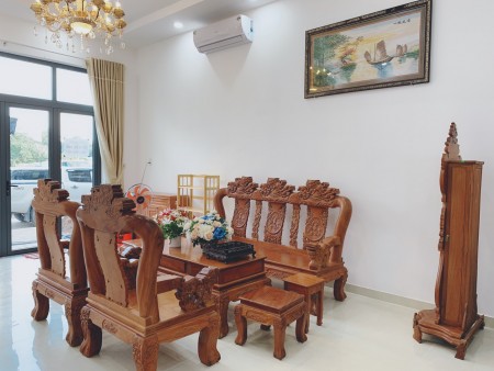 NHÀ PHỐ MẶT TIỀN TRUNG TÂM TP BẾN TRE