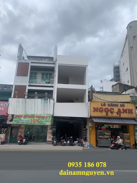 Nguyễn Phúc Chu, phường 15 mt trống suốt toàn bộ kd