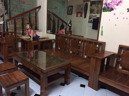 Bán Nhà Ngõ Tân Lạc, 33m2 MT3.8m, ô tô tránh 10m, ngõ trước nhà cực rộng