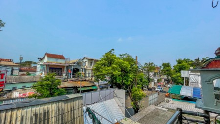 BÁN NHÀ MẶT TIỀN KINH DOANH ĐƯỜNG NGUYỄN TRÃI GIÁ CHỈ 5,X TỶ