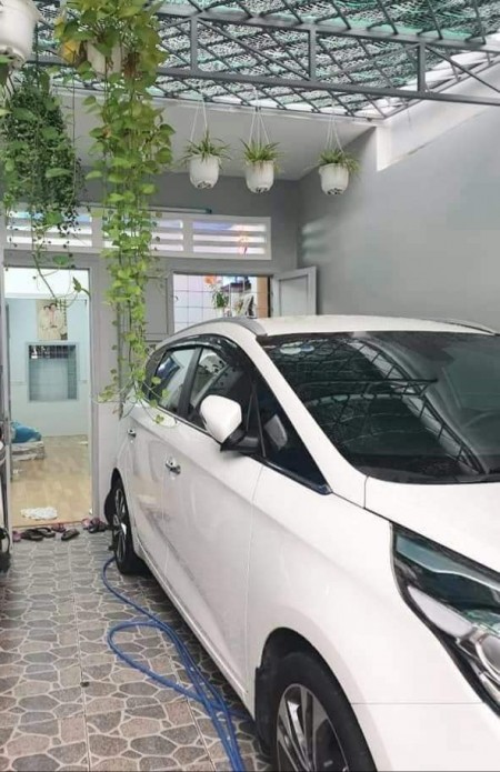 Bán Nhà Phố Gò Vấp HXH DT: 52m2, 3L, 4.3m x 15m, Giá Chỉ: 6.1 tỷ.