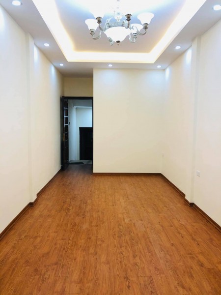 Bán Gấp căn nhà phố Lê Trọng Tấn, phường Khương Mai, Thanh Xuân, 60m2, giá 6.5 tỷ.